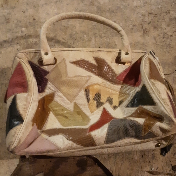 Purses - Picture 6 of 6